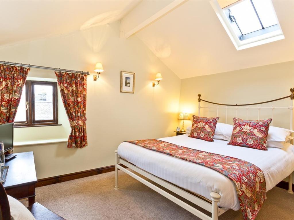 Waterwheel Guesthouse Ambleside Bagian luar foto