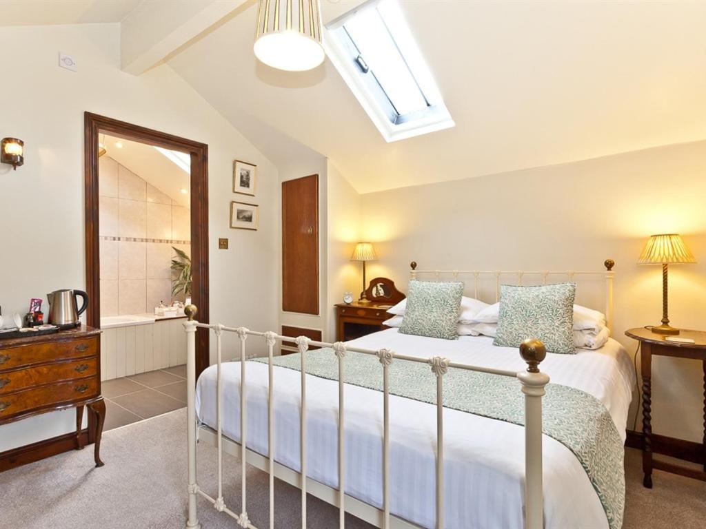 Waterwheel Guesthouse Ambleside Bagian luar foto